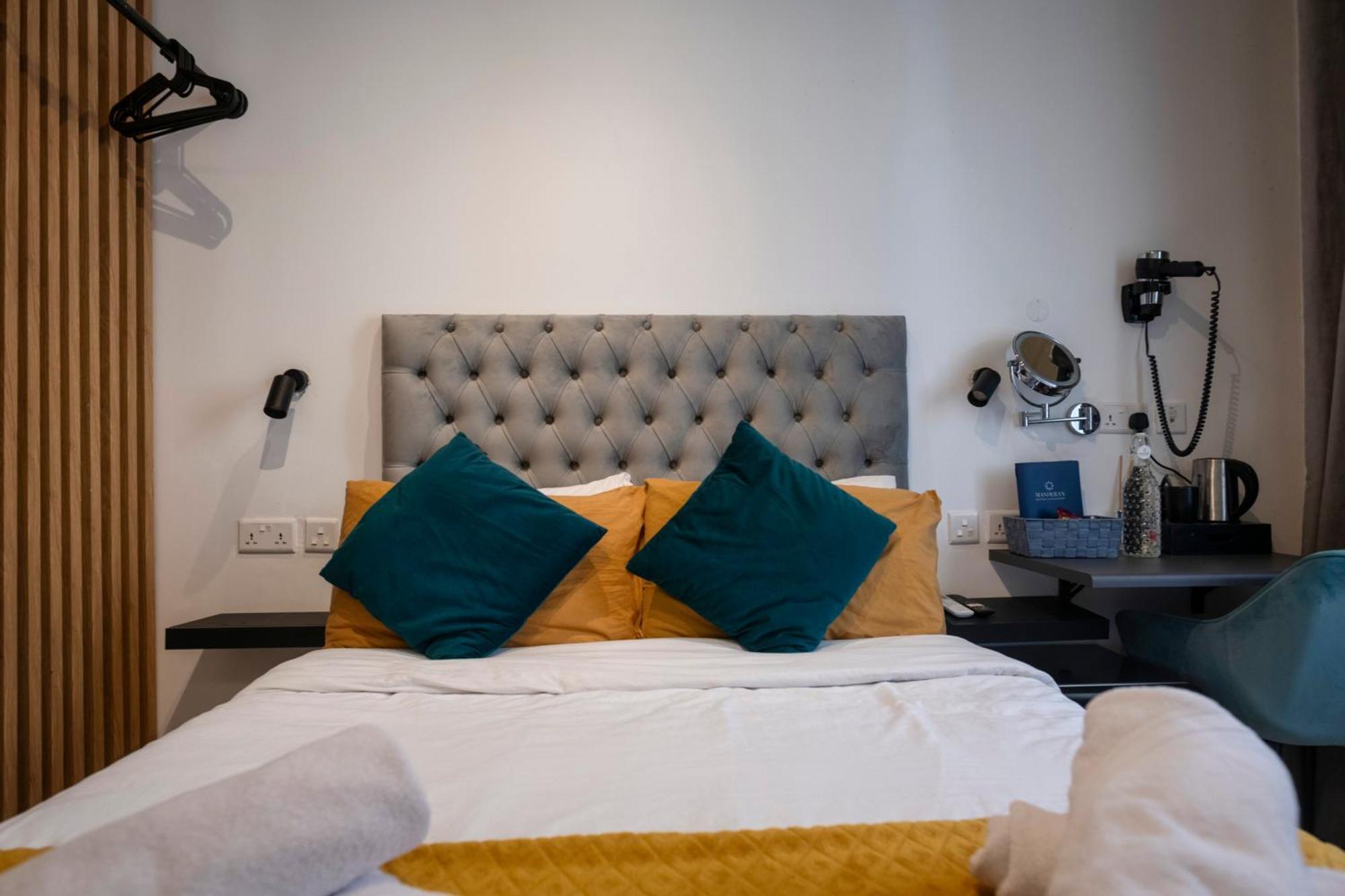 Mandera'S Boutique Suites & Dorms Valletta Eksteriør billede